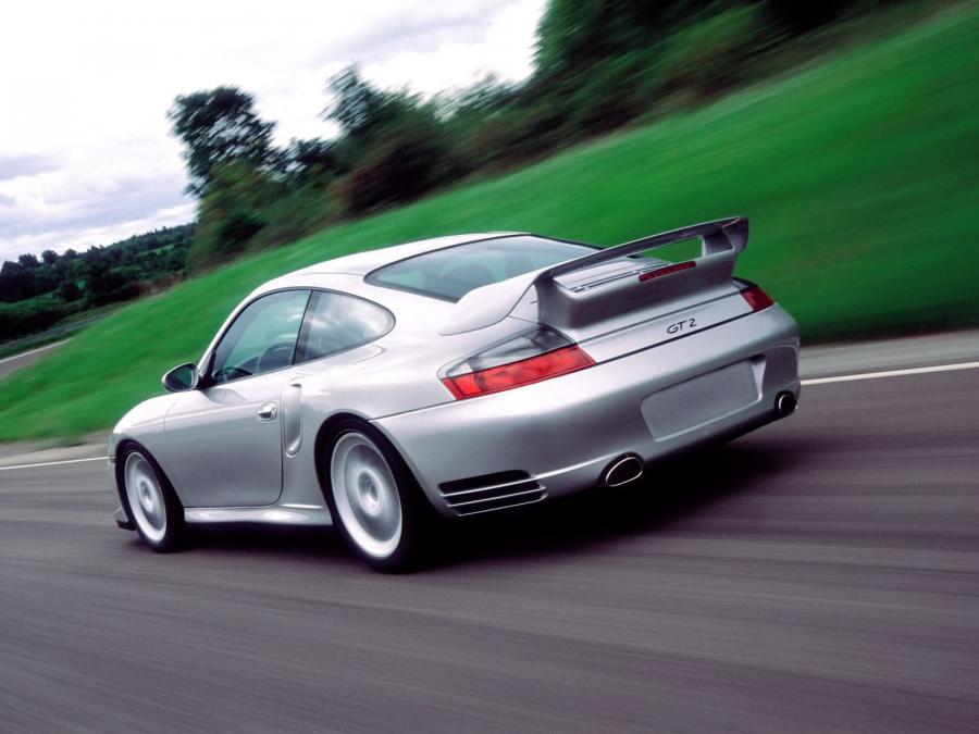 Porsche 911 GT2 2001 года  (фото 29 из 30)